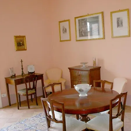 Apartament Alimuri *